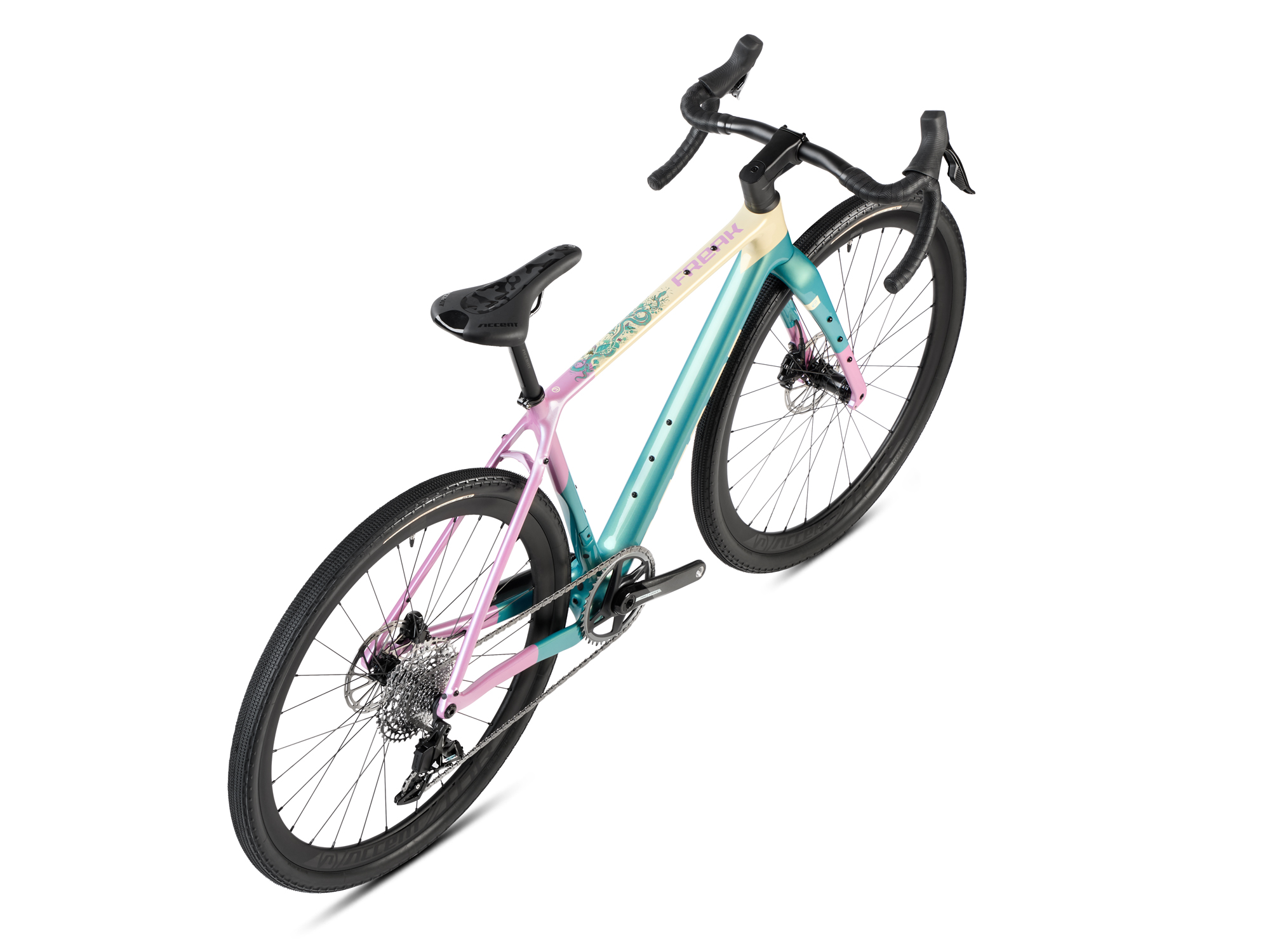2025_Accent_rowery_gravel_Freak_Carbon_v2_Force_AXS_04