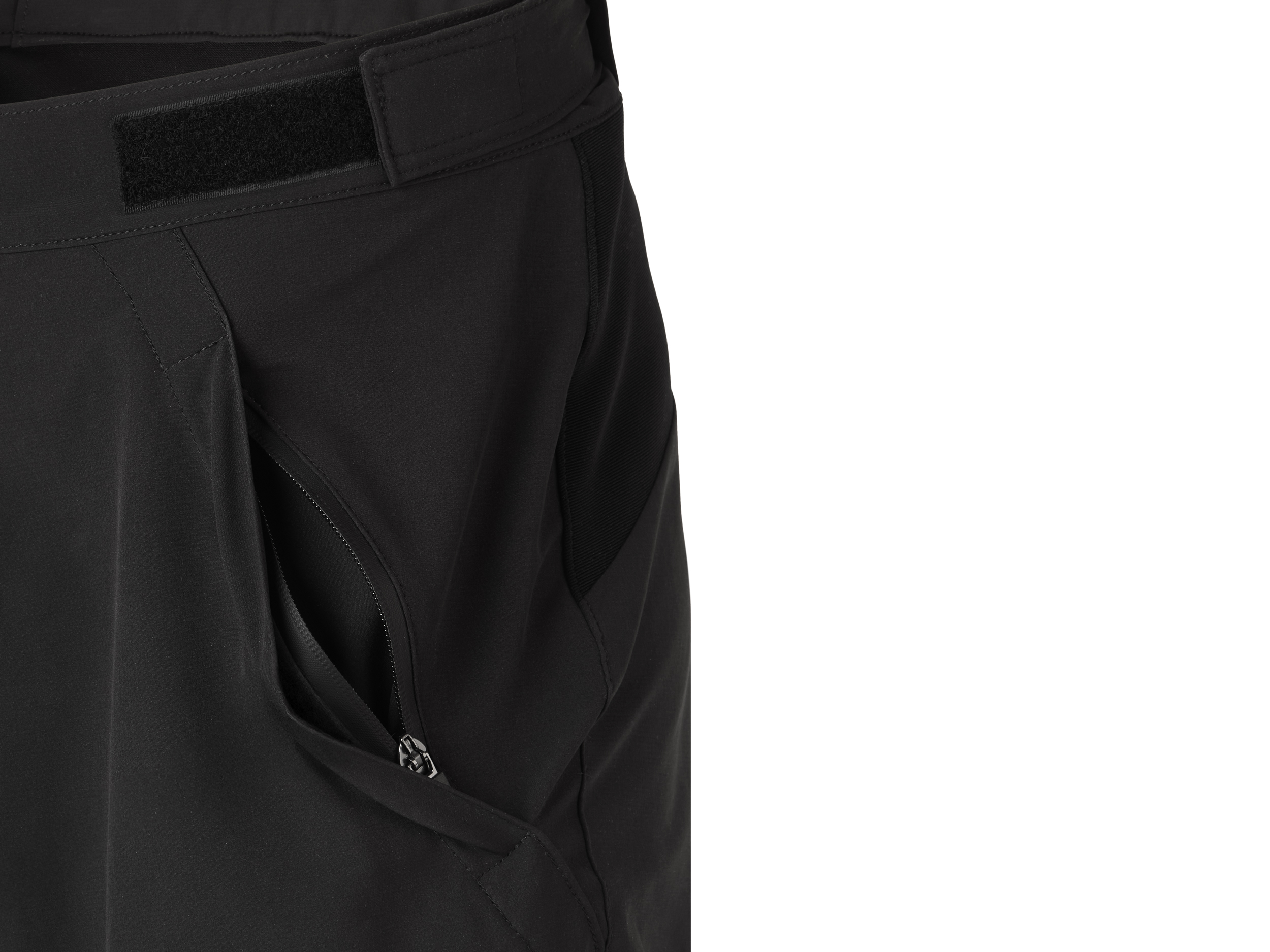 2025_Dartmoor_Soft-Goods_Blackwoof-MTB-Shorts_03