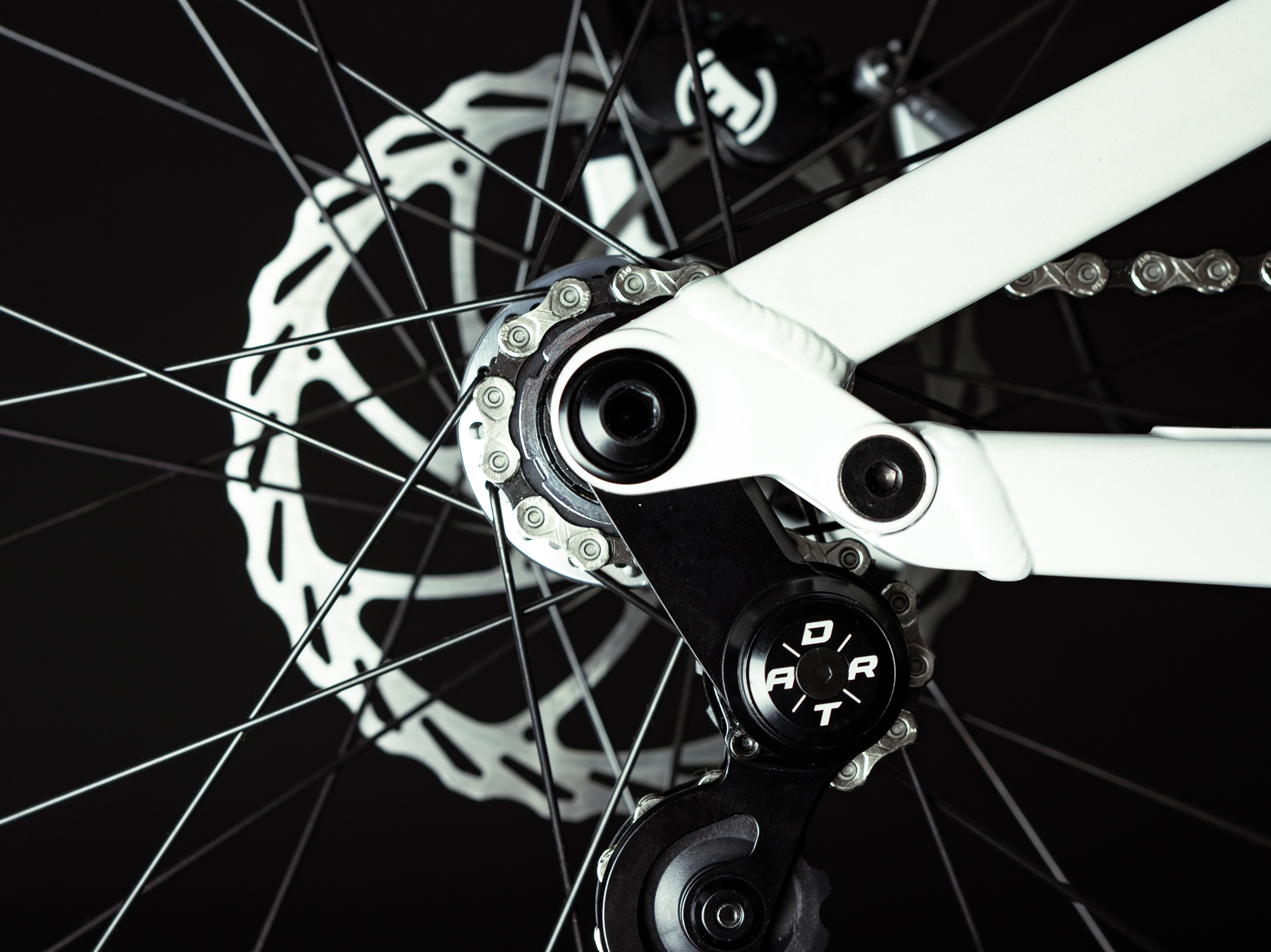2025_Dartmoor_frame-accessories_Chain-tensioner_Jibbird_zdj_01