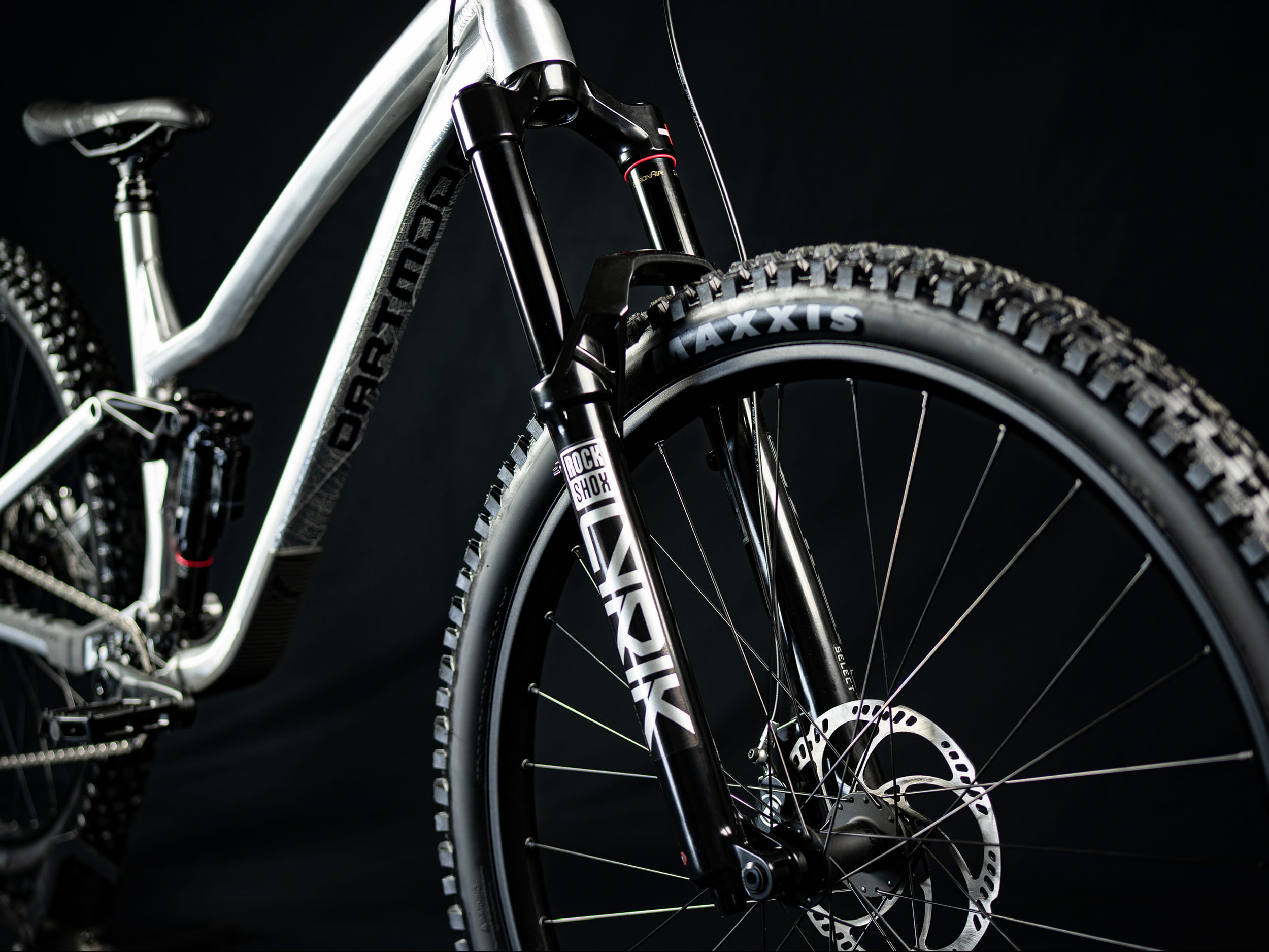 2026_Dartmoor_bikes_!Rocbird_Enduro_Evo_02
