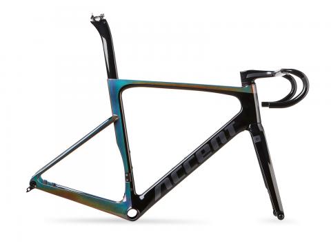 Cyclone Disc Carbon cosmic black M outlet