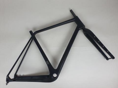 Set karbonowy gravel rama + widelec M outlet