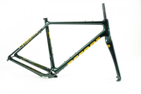 Freak Carbon set outlet