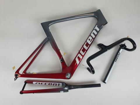 Cyclone Disc Carbon czerwono-czarna v1 L outlet