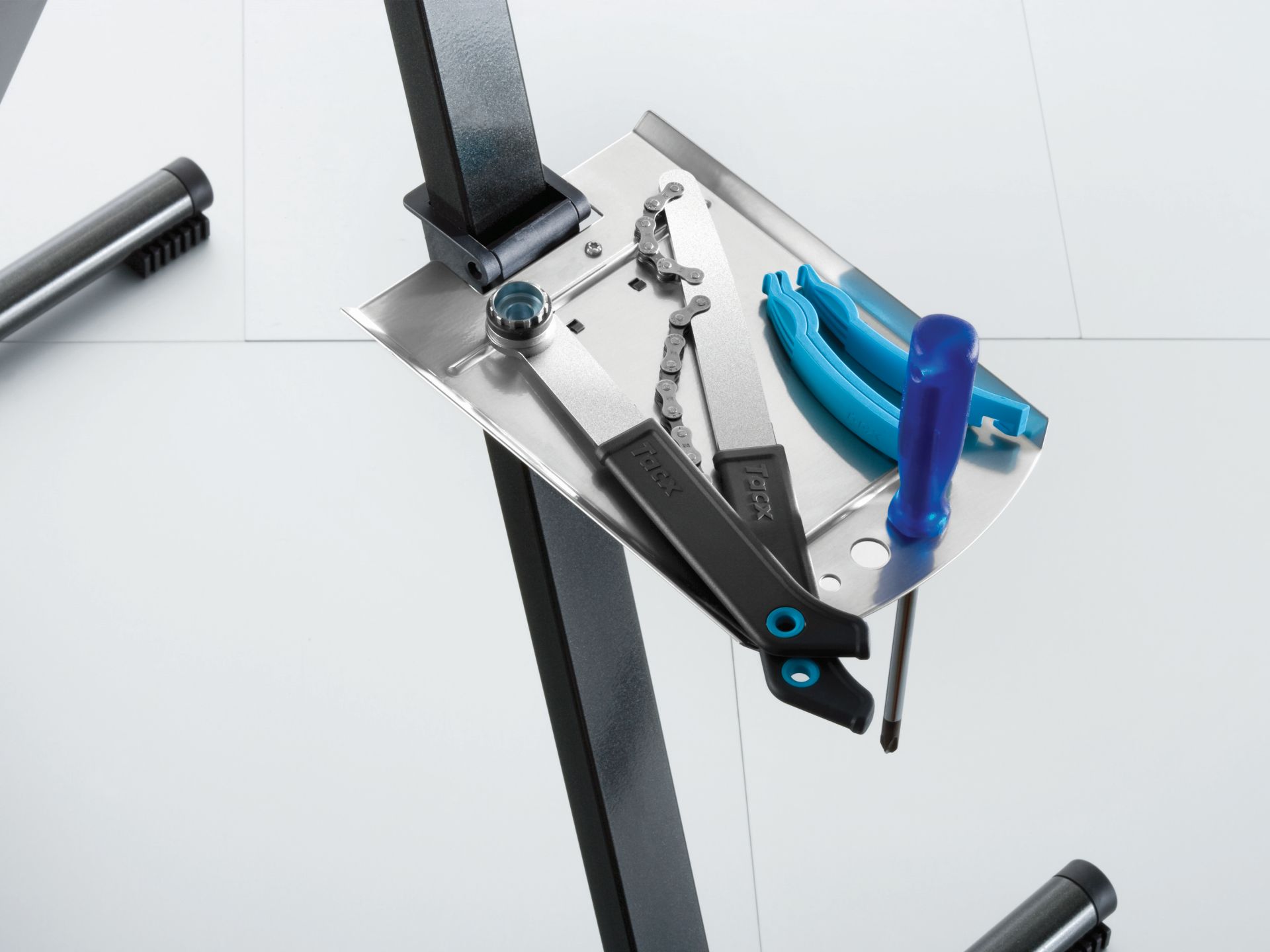 t3000_tacx_cyclestand_detail2_1105